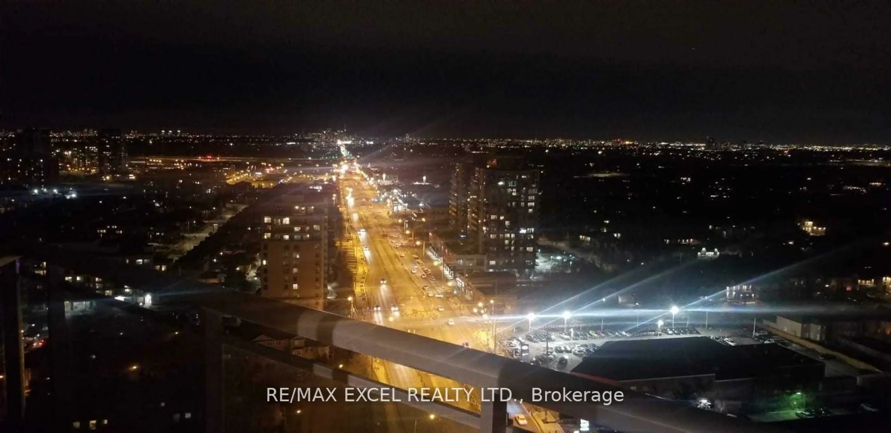 9201, Yonge, Langstaff, Richmond Hill