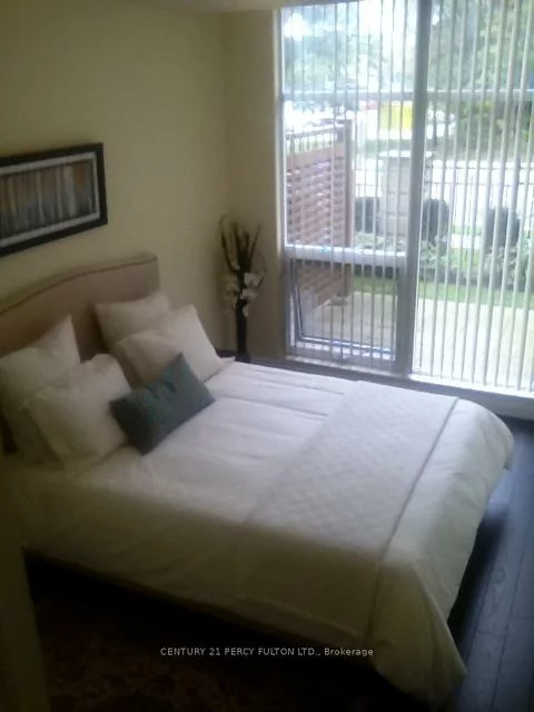 18, Harding, Harding, Richmond Hill