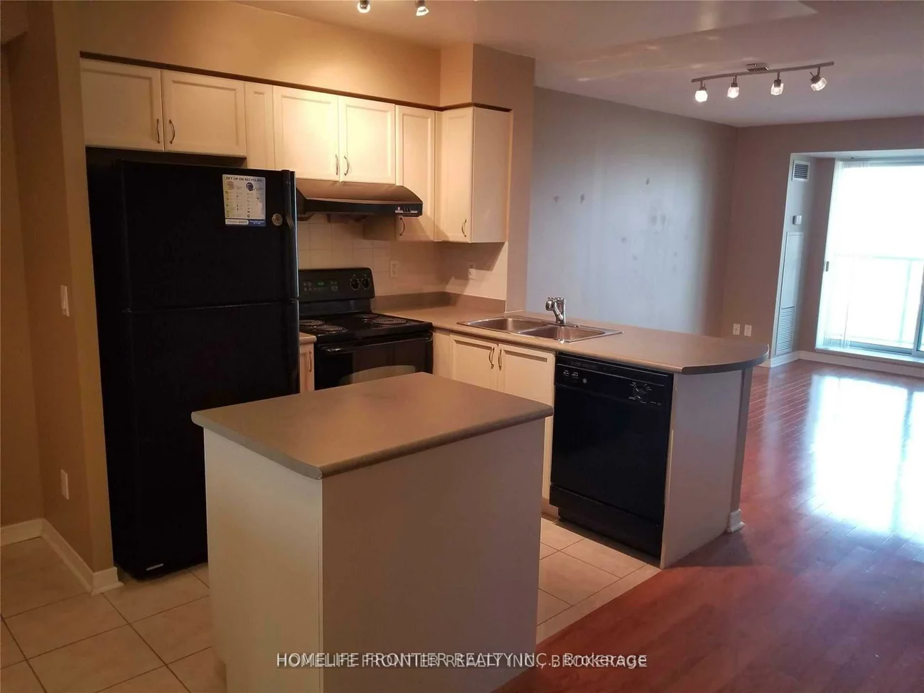 11, Oneida, Langstaff, Richmond Hill