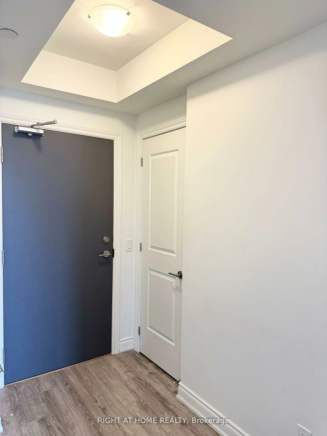 9618, Yonge, North Richvale, Richmond Hill