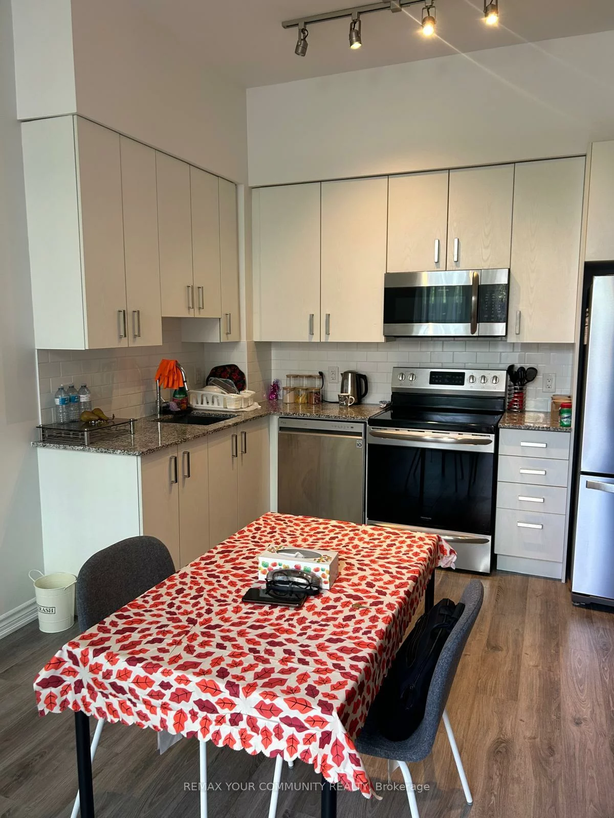 11611, Yonge, Jefferson, Richmond Hill