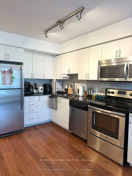 376, Highway 7, Doncrest, Richmond Hill