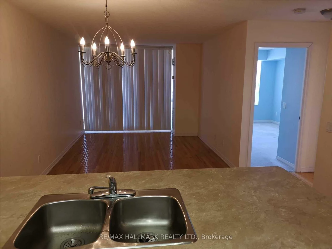 310, Red Maple, Langstaff, Richmond Hill