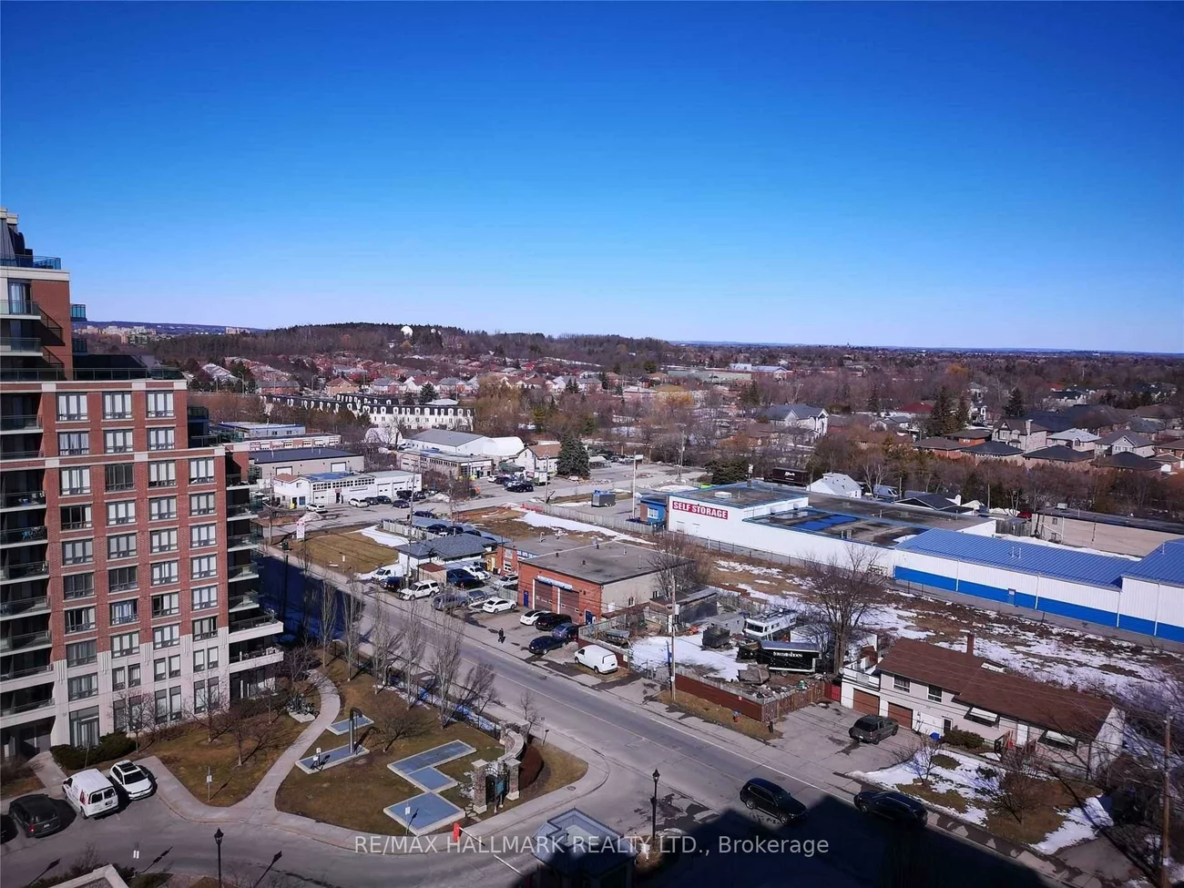 310, Red Maple, Langstaff, Richmond Hill