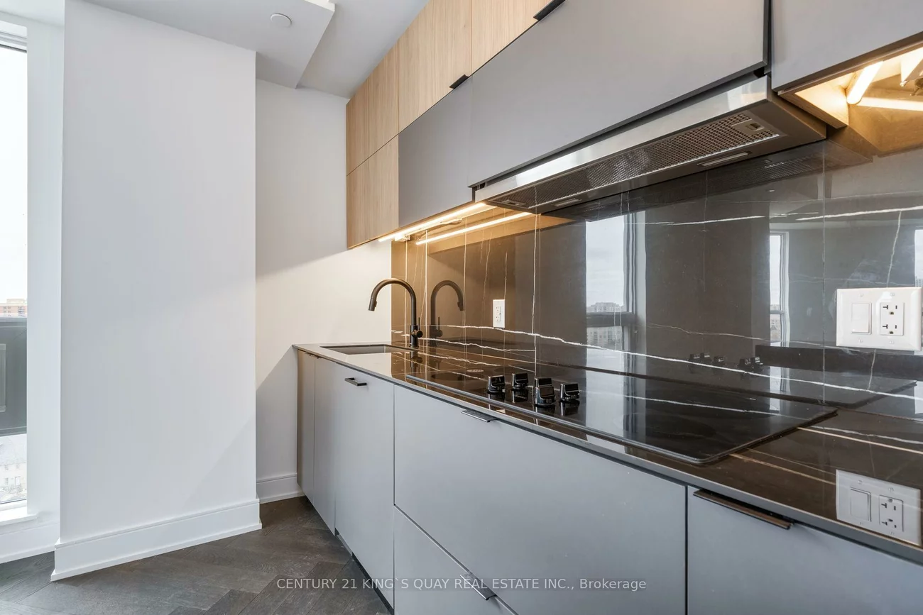 8888, Yonge, South Richvale, Richmond Hill