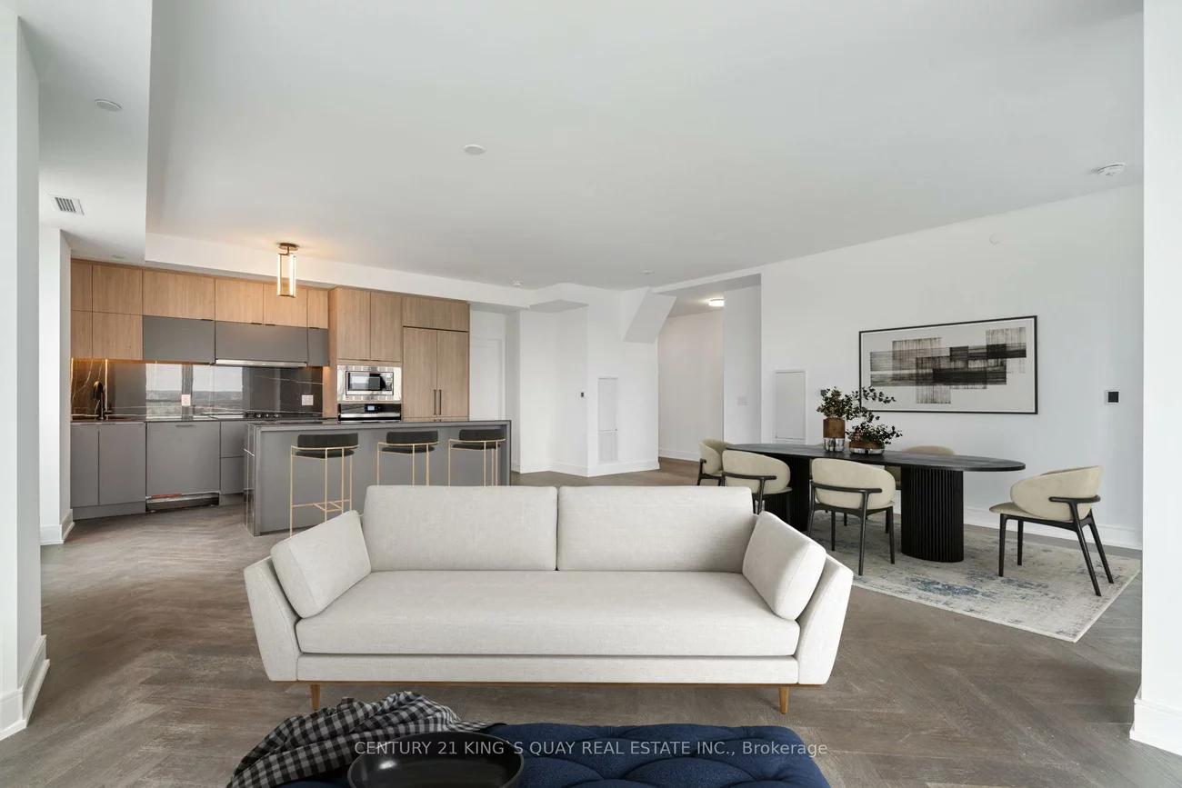 8888, Yonge, South Richvale, Richmond Hill