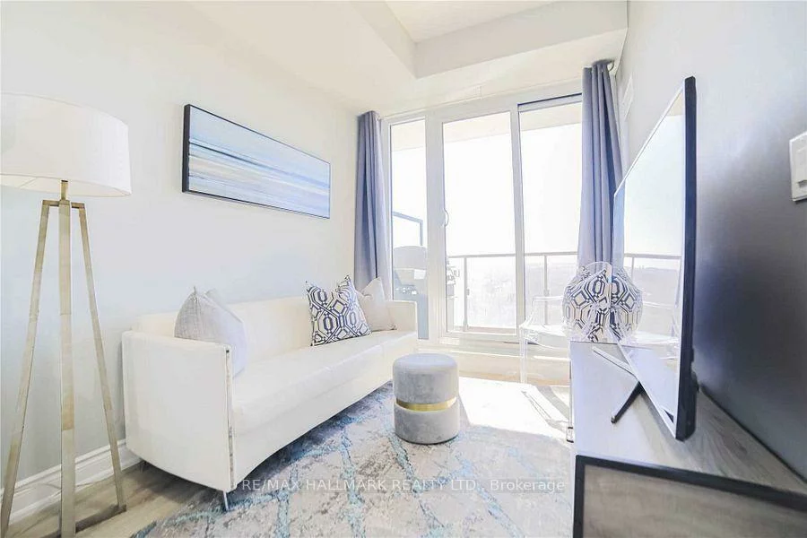 9618, Yonge, North Richvale, Richmond Hill