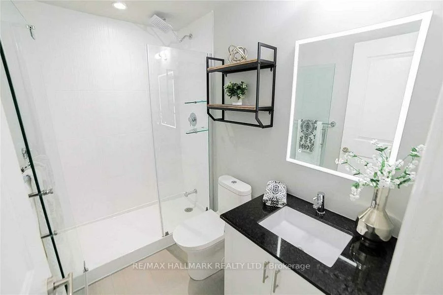 9618, Yonge, North Richvale, Richmond Hill