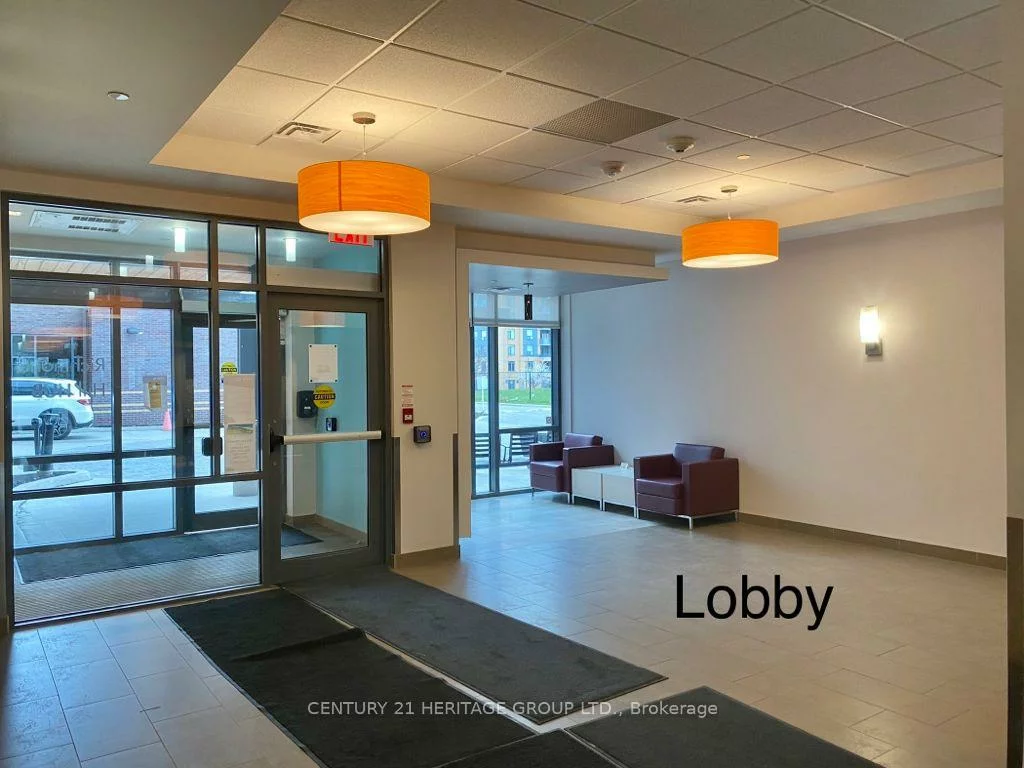 10415, Yonge, Crosby, Richmond Hill