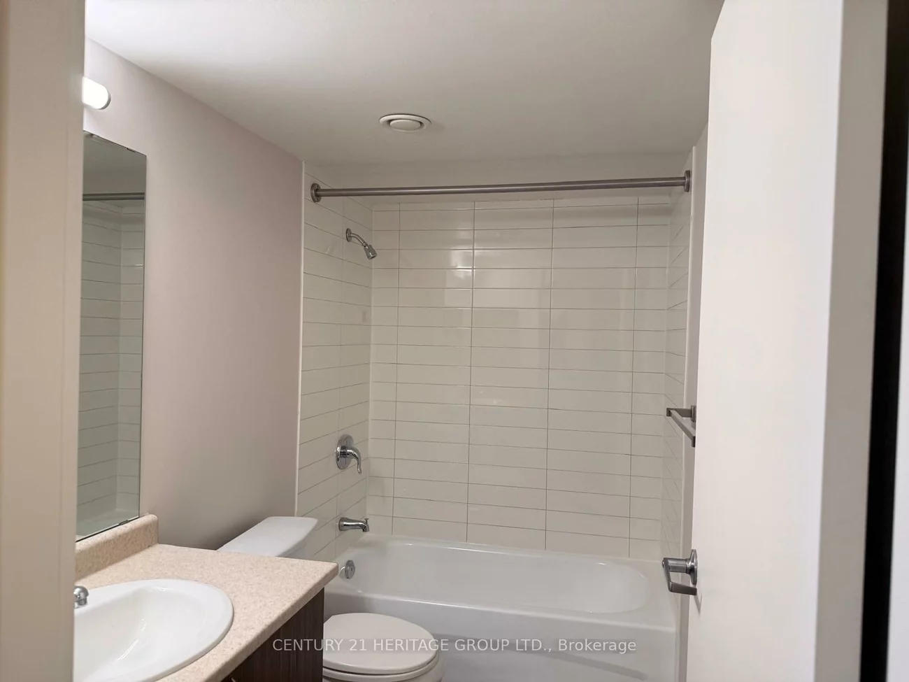 10415, Yonge, Crosby, Richmond Hill