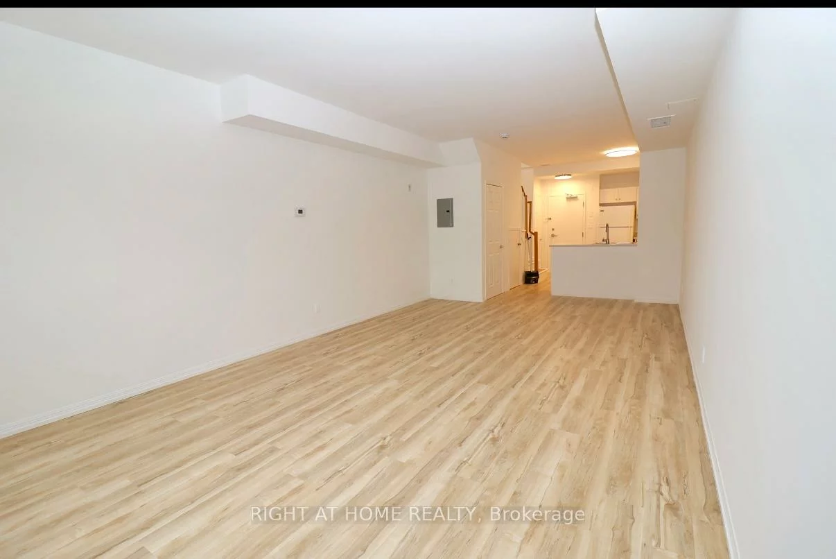 1, Centre, Crosby, Richmond Hill