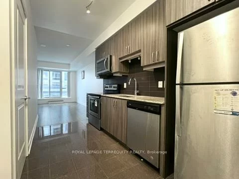 9205, Yonge, Langstaff, Richmond Hill