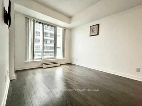 9205, Yonge, Langstaff, Richmond Hill