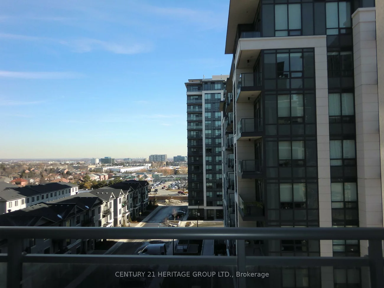 372, Highway 7, Doncrest, Richmond Hill