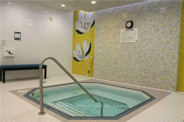 372, Highway 7, Doncrest, Richmond Hill