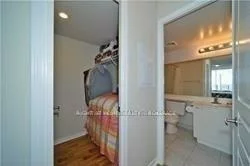 330, Red Maple, Langstaff, Richmond Hill