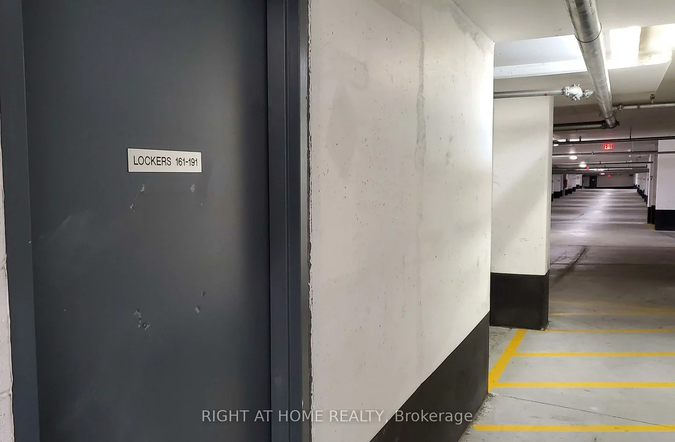 370, Highway 7, Doncrest, Richmond Hill