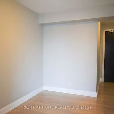 370, Highway 7, Doncrest, Richmond Hill