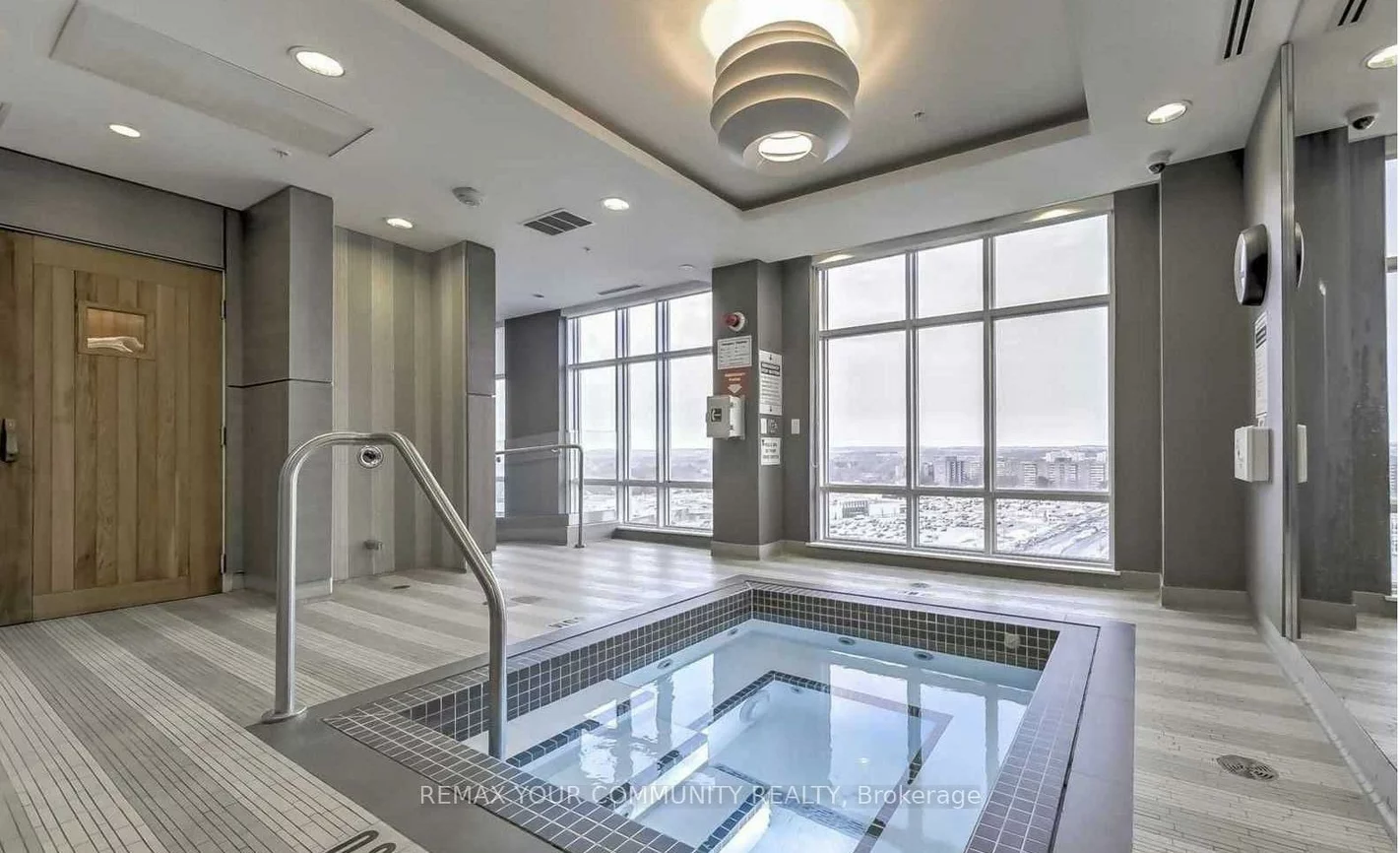 9191, Yonge, Langstaff, Richmond Hill