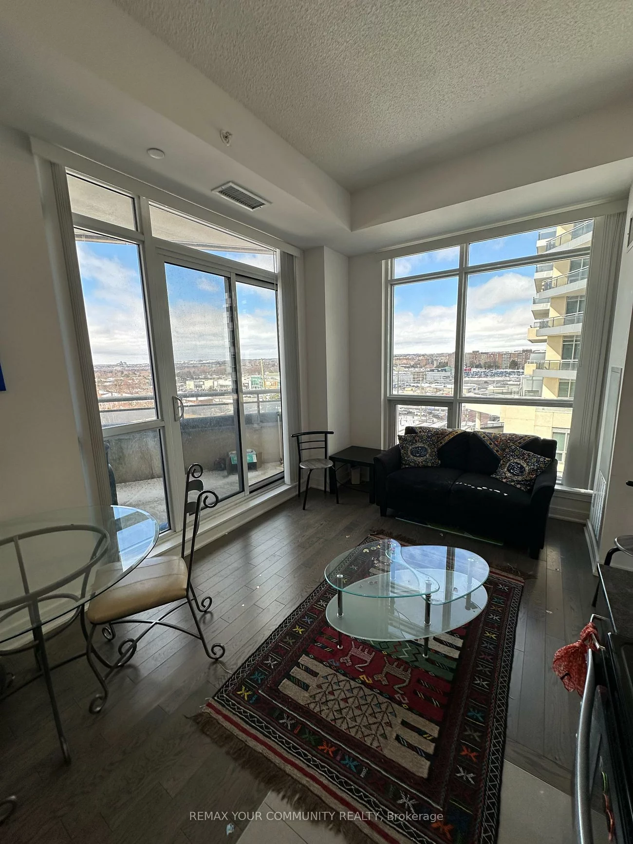 9191, Yonge, Langstaff, Richmond Hill