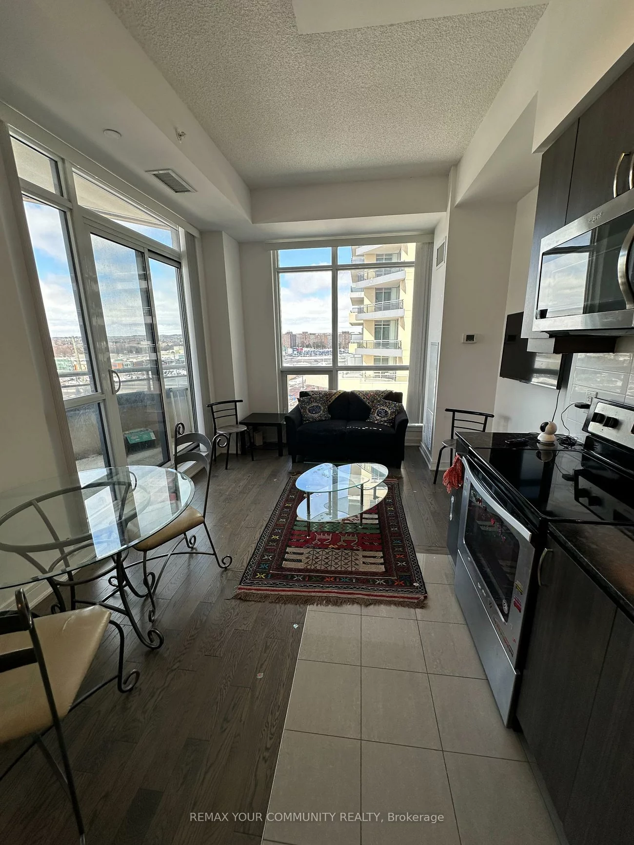 9191, Yonge, Langstaff, Richmond Hill