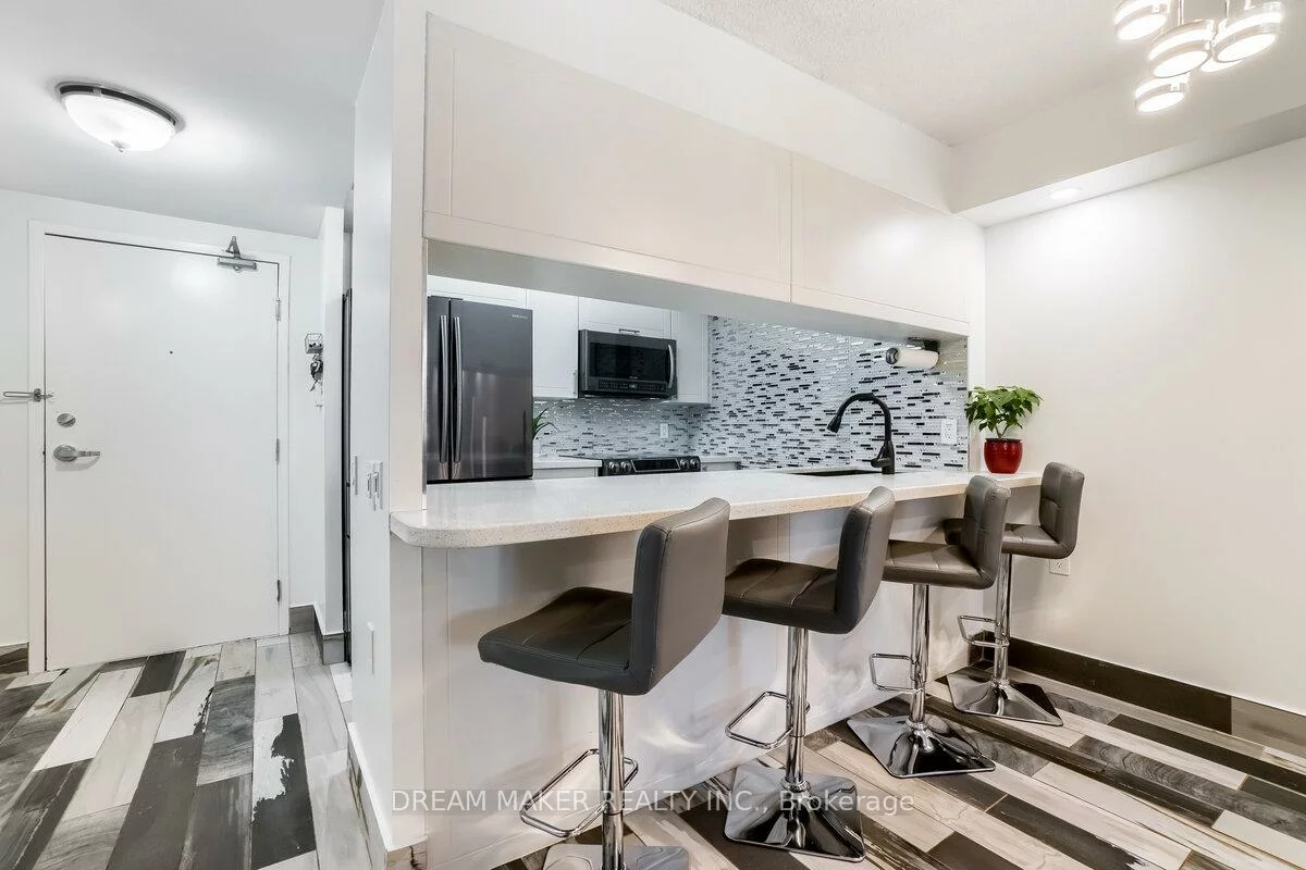 9017, Leslie, Beaver Creek Business Park, Richmond Hill