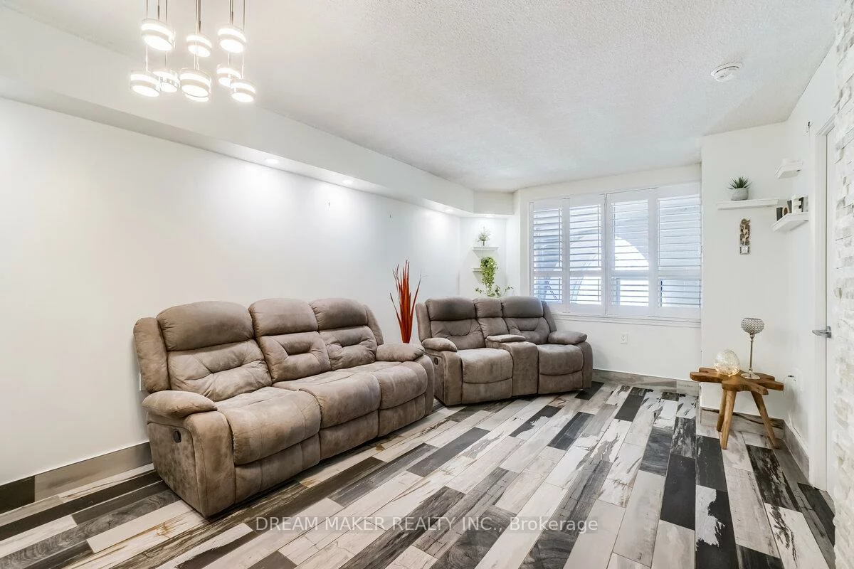 9017, Leslie, Beaver Creek Business Park, Richmond Hill