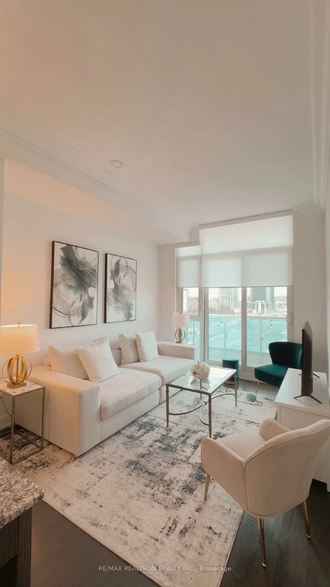 9471, Yonge, Observatory, Richmond Hill