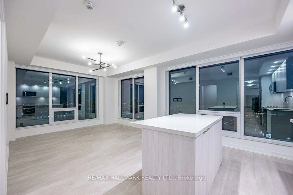 8868, Yonge, South Richvale, Richmond Hill