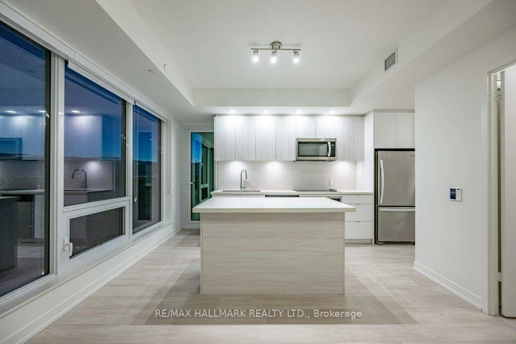 8868, Yonge, South Richvale, Richmond Hill