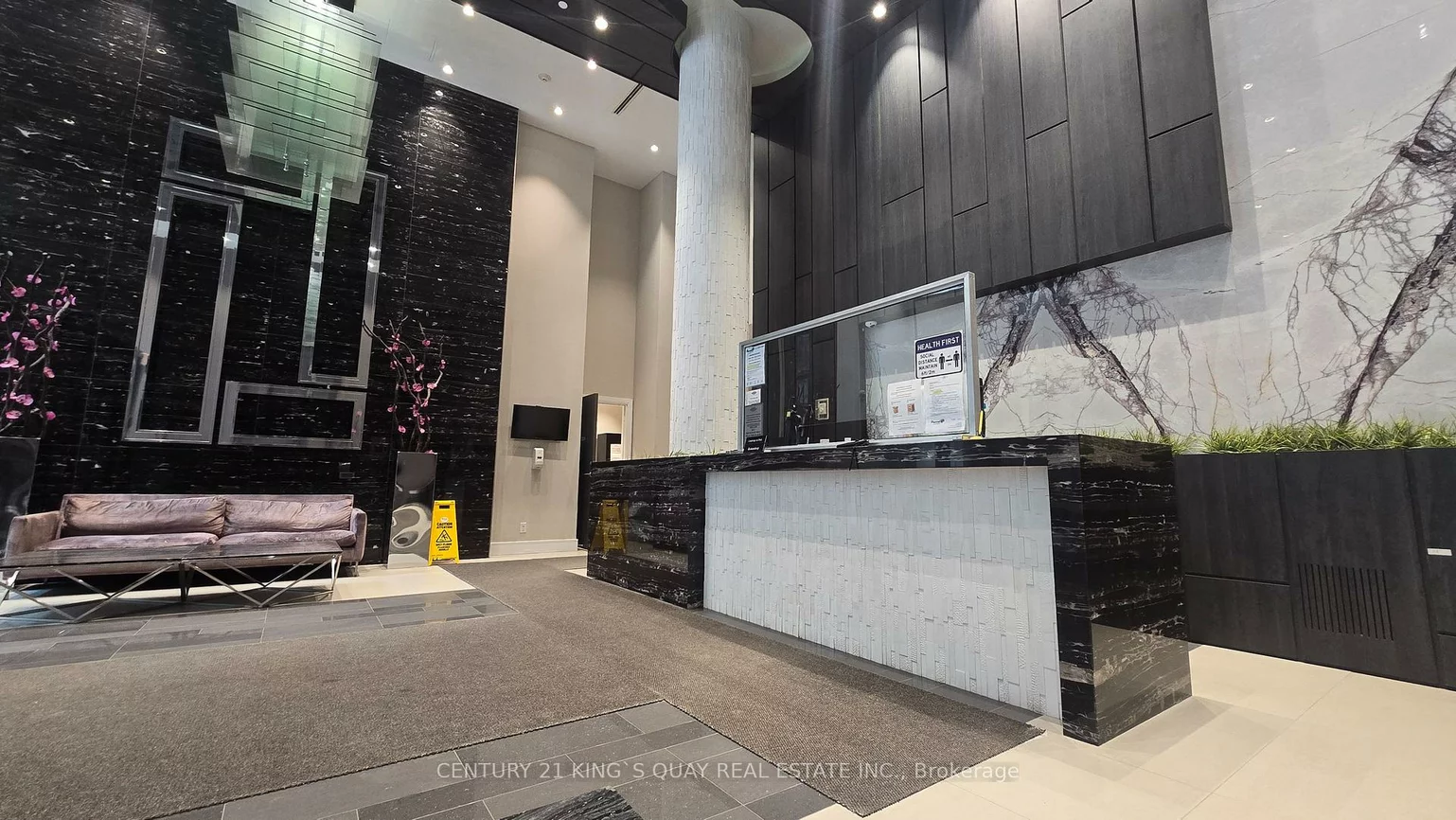 9201, Yonge, Langstaff, Richmond Hill