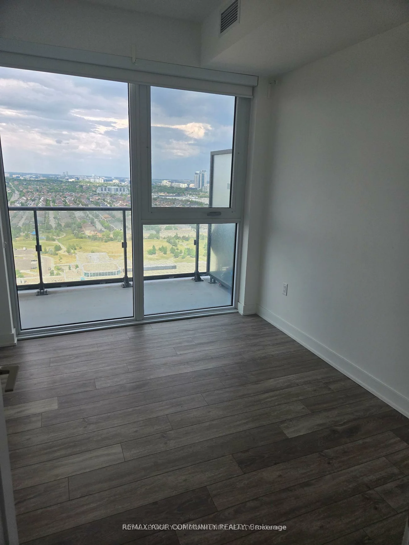 105, ONEIDA, Langstaff, Richmond Hill