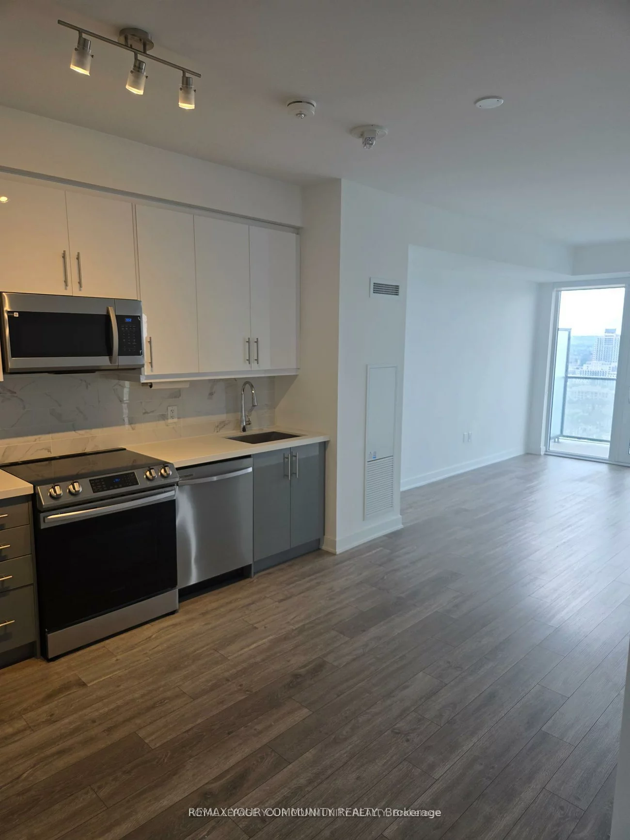 105, ONEIDA, Langstaff, Richmond Hill