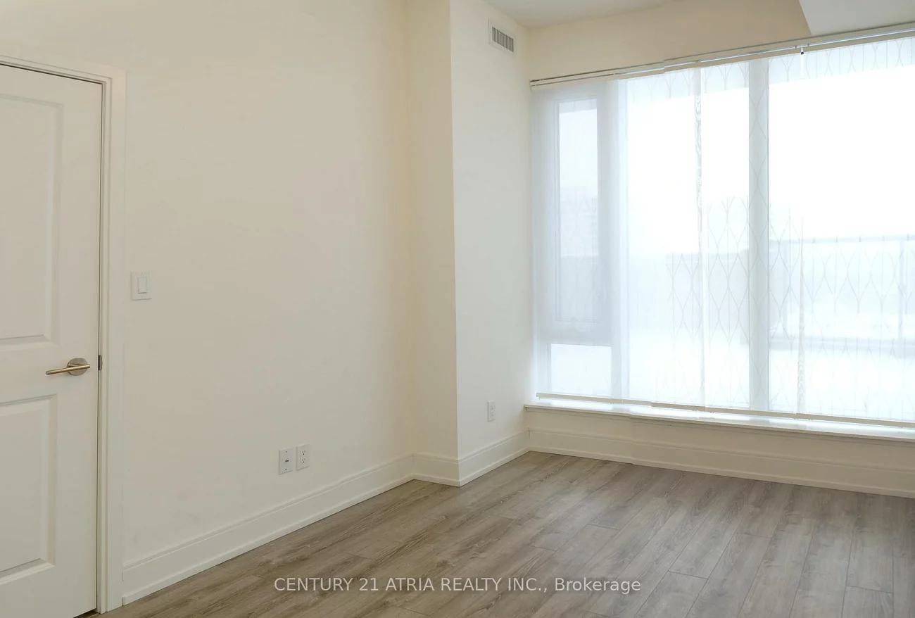 9600, Yonge, North Richvale, Richmond Hill
