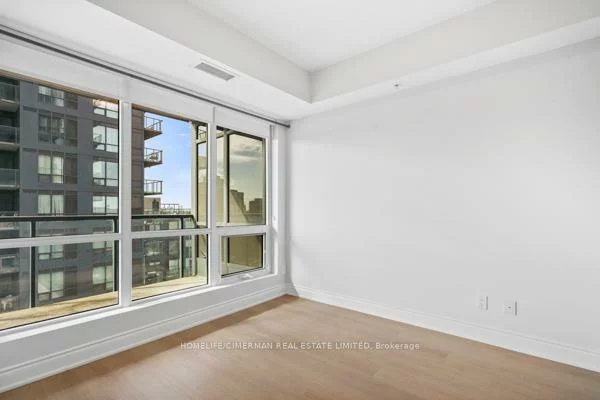 9090, Yonge, South Richvale, Richmond Hill