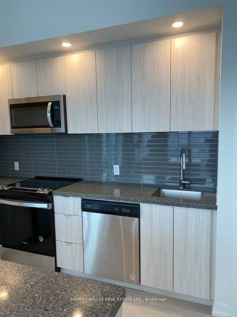 8868, Yonge, South Richvale, Richmond Hill