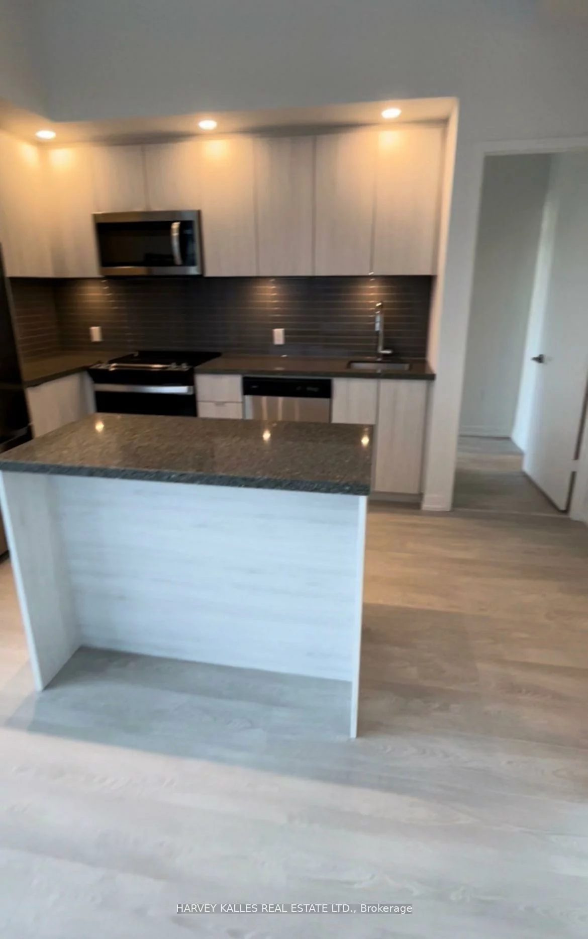 8868, Yonge, South Richvale, Richmond Hill