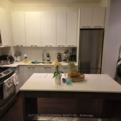 9471, Yonge, Observatory, Richmond Hill