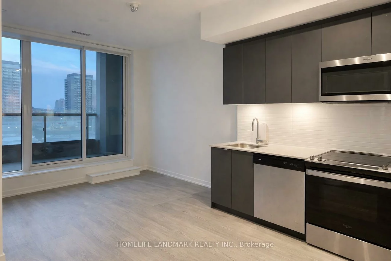 8868, Yonge, South Richvale, Richmond Hill