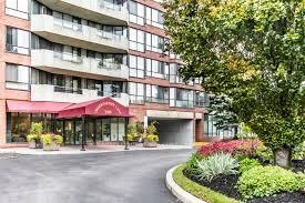 100, Observatory, Observatory, Richmond Hill