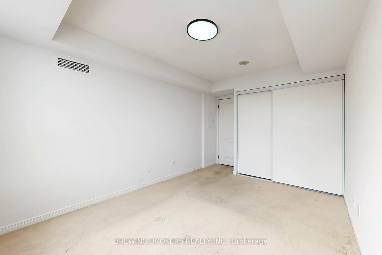 310, Red Maple, Langstaff, Richmond Hill