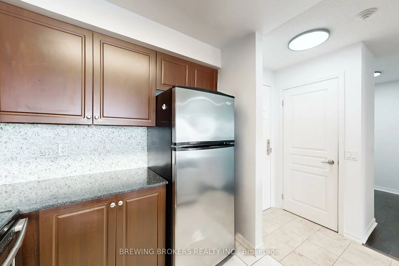 310, Red Maple, Langstaff, Richmond Hill