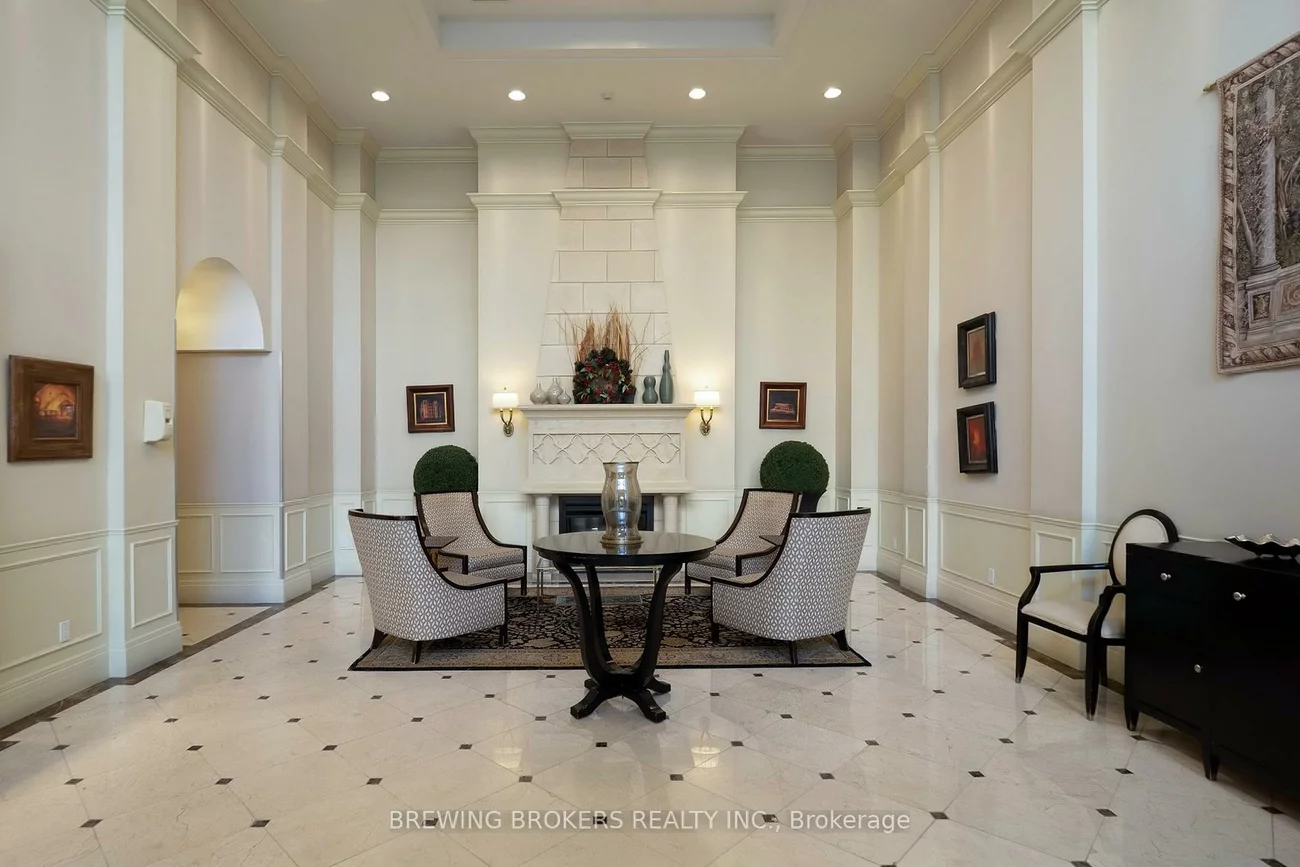 310, Red Maple, Langstaff, Richmond Hill