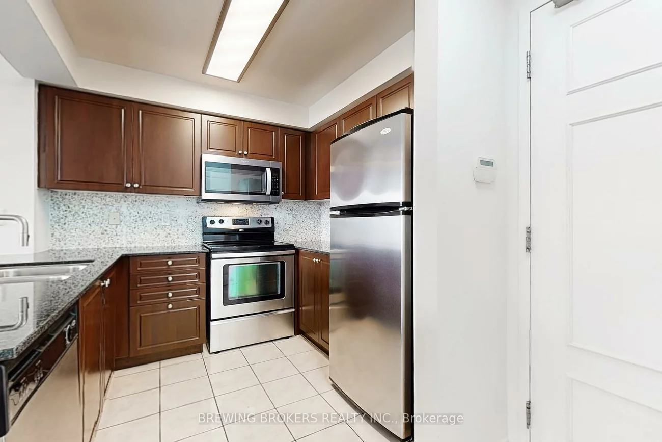 310, Red Maple, Langstaff, Richmond Hill