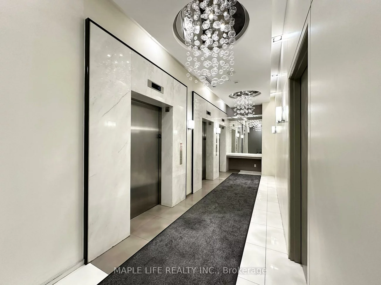 9090, Yonge, South Richvale, Richmond Hill