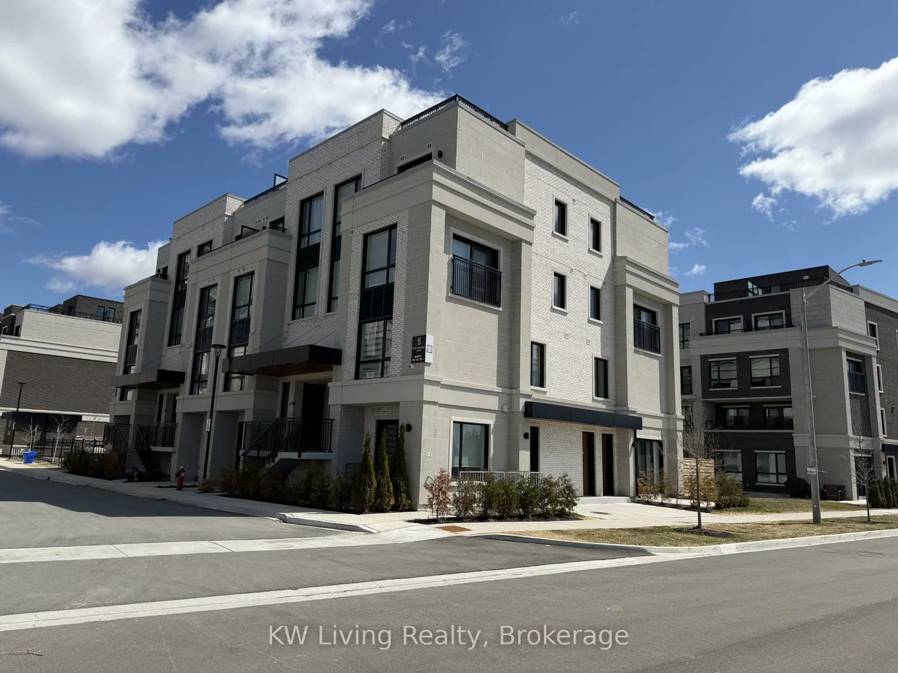 5, Red Squirrel, Rural Richmond Hill, Richmond Hill