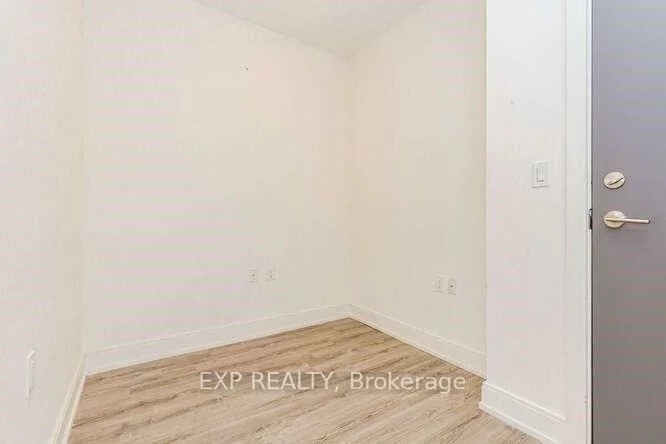 9608, Yonge, North Richvale, Richmond Hill