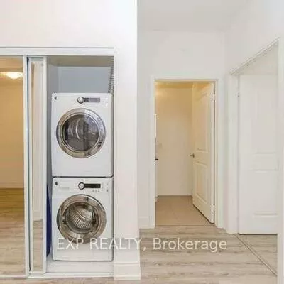 9608, Yonge, North Richvale, Richmond Hill