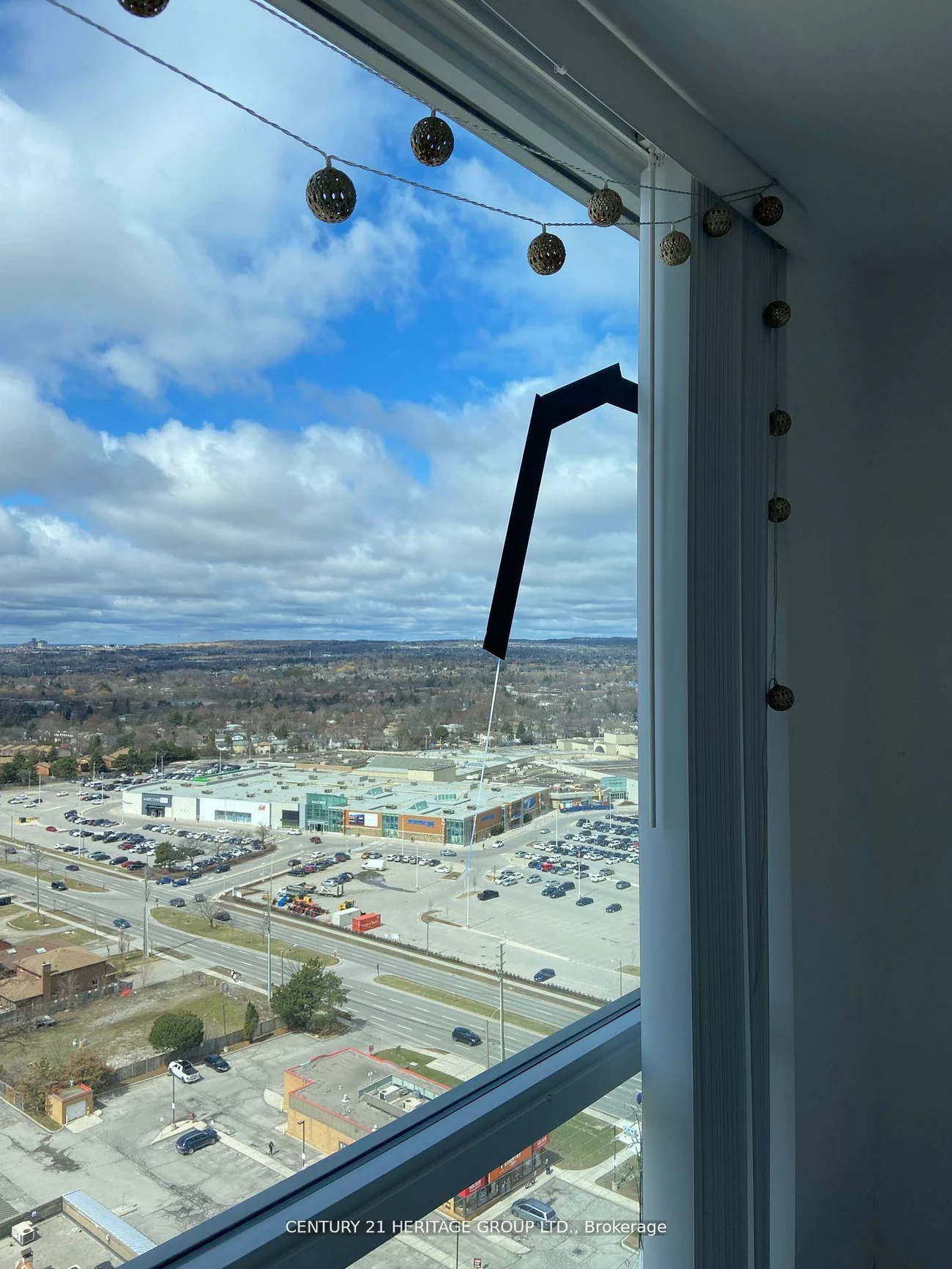 9201, Yonge, Langstaff, Richmond Hill