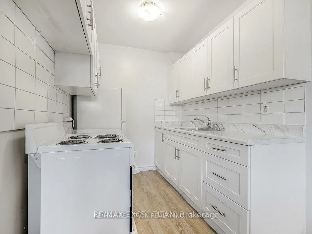 165, Colborne, Harding, Richmond Hill